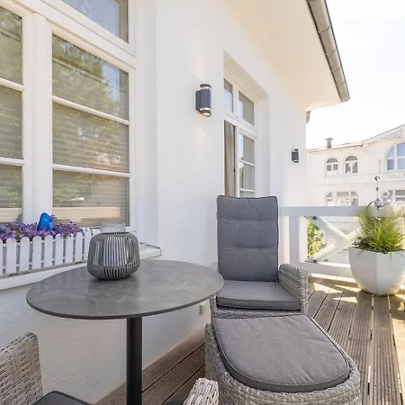 Apartment Altes Postamt, Zeppelinstrasse, Binz, 18609 Binz
