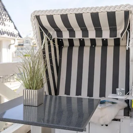 Altes Postamt, Zeppelinstrasse, Binz, 18609 * Binz