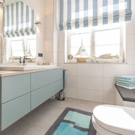 Altes Postamt, Zeppelinstrasse, Binz, 18609 Binz