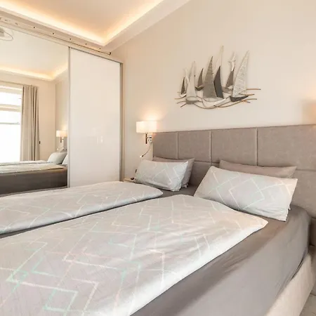 Altes Postamt, Zeppelinstrasse, Binz, 18609 Lägenhet